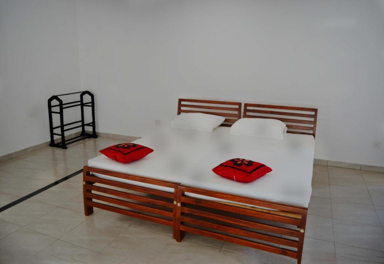 The Citadel Guest House Hikkaduwa Exterior photo